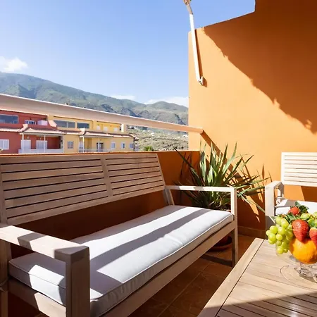Home2book Stunning Candelaria, Terrace